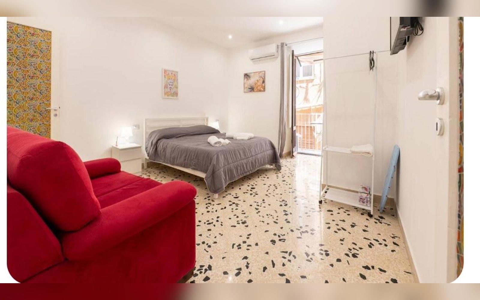 Holiday House Annunziata — Tre unità nel centro storico di Termini Imerese, 